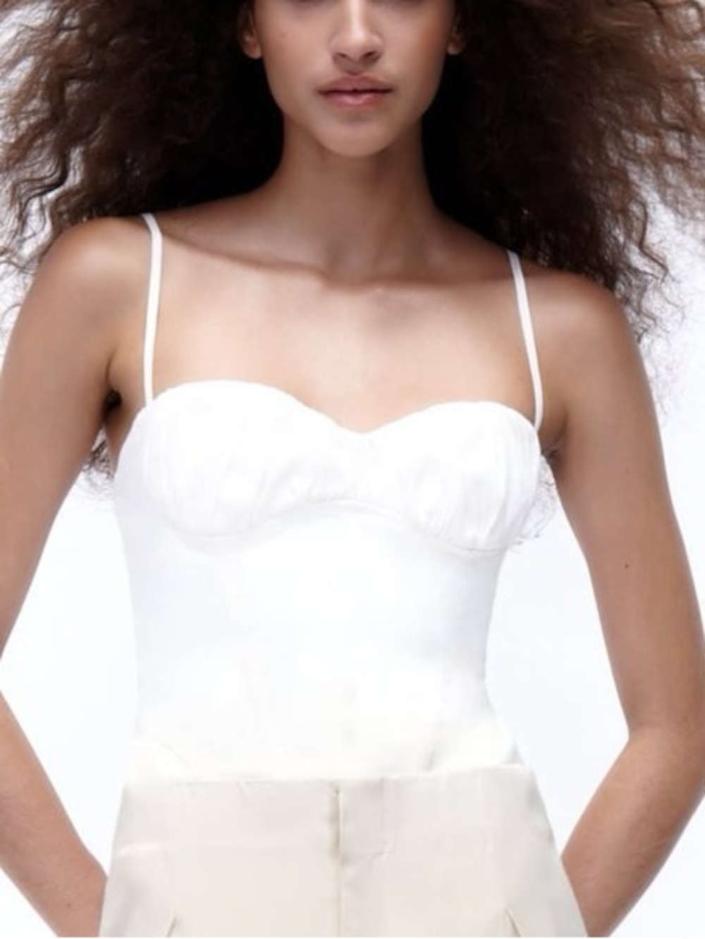 ASTR the Label - Corset Bustier Spaghetti Strap Top in White - Size : S